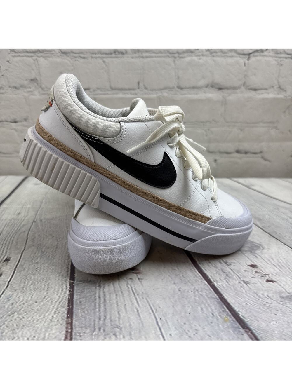 Nike Court Legacy Lift Women's Sneakers Size 7.5